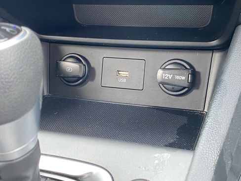 Used 2022 Hyundai Kona SE FWD image 24