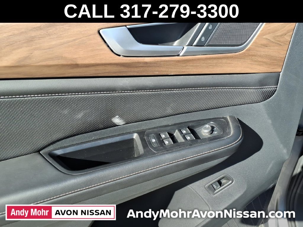Used 2024 Volkswagen Atlas SE AWD/4WD image 16