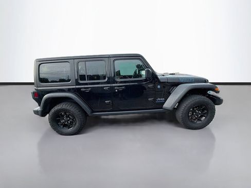 Used 2024 Jeep Wrangler Unlimited AWD/4WD image 9