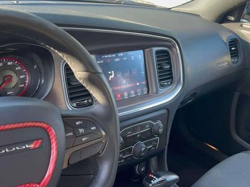 Used 2017 Dodge Charger SXT w/ Blacktop Package RWD image 16