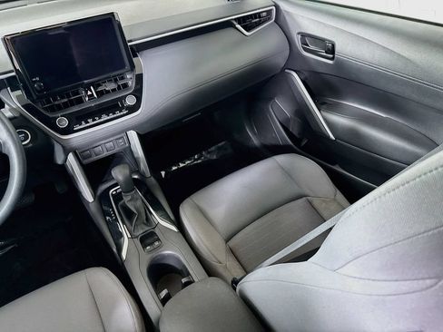 Used 2023 Toyota Corolla Cross AWD Hybrid image 24