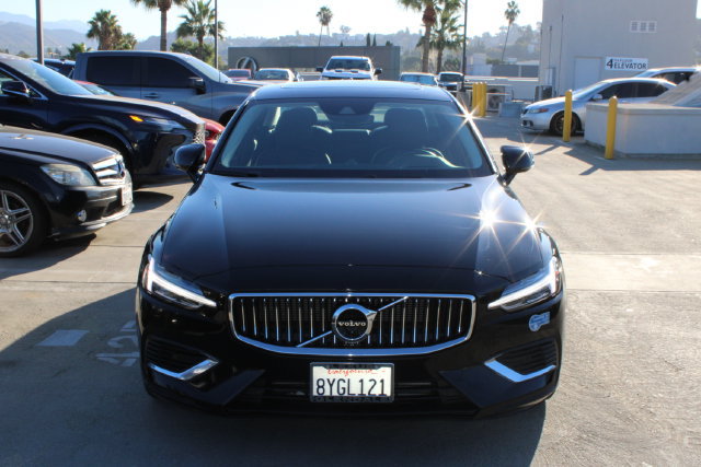 Used 2021 Volvo S60 T8 Inscription w/ Climate Package AWD/4WD image 2