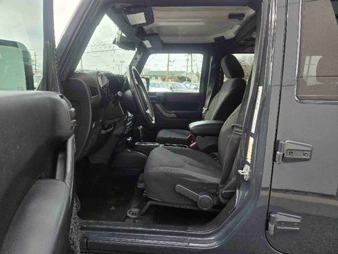 Used 2016 Jeep Wrangler Unlimited Sport w/ Quick Order Package 24S image 9