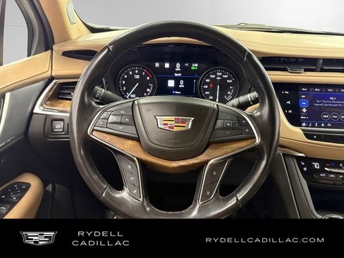 Used 2022 Cadillac XT5 Premium Luxury w/ Platinum Package AWD/4WD image 13