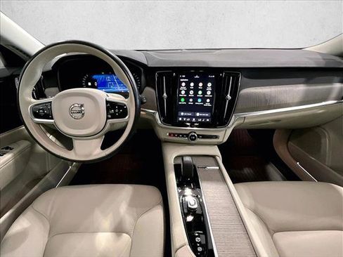 Used 2025 Volvo V90 B6 Cross Country Plus w/ Protection Package Premier AWD/4WD image 16