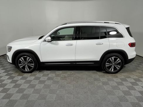 New 2026 Mercedes-Benz GLB 250 image 2