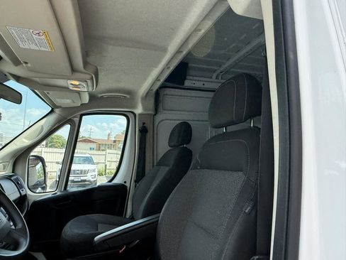 Used 2021 RAM ProMaster 2500 w/ Convenience Group image 16