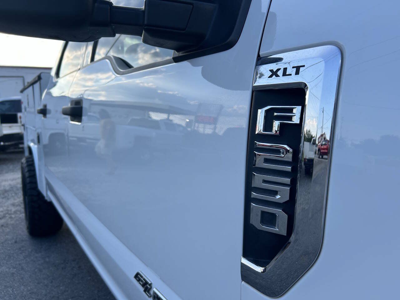 Used 2018 Ford F250 XLT w/ XLT Value Package AWD/4WD image 16