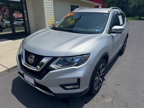 Used 2020 Nissan Rogue SL AWD/4WD image 3