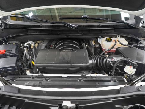 Used 2025 GMC Yukon XL Denali AWD/4WD image 35