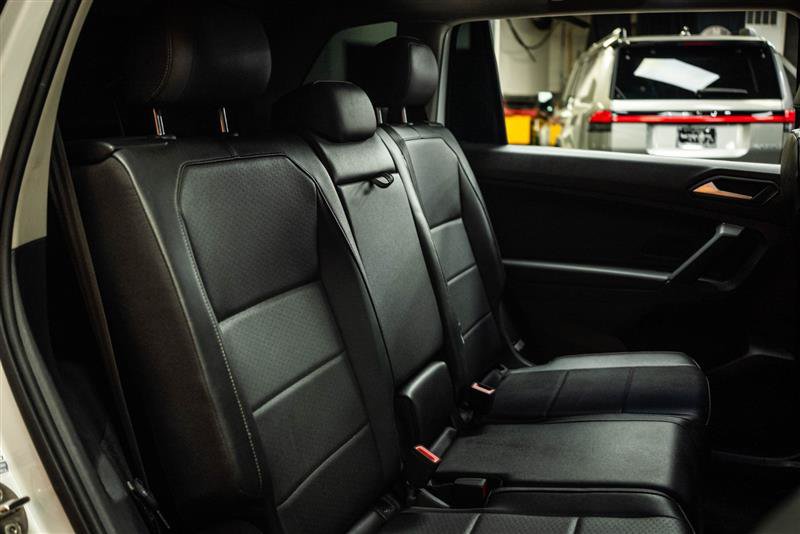 Used 2019 Volkswagen Tiguan SE FWD image 11