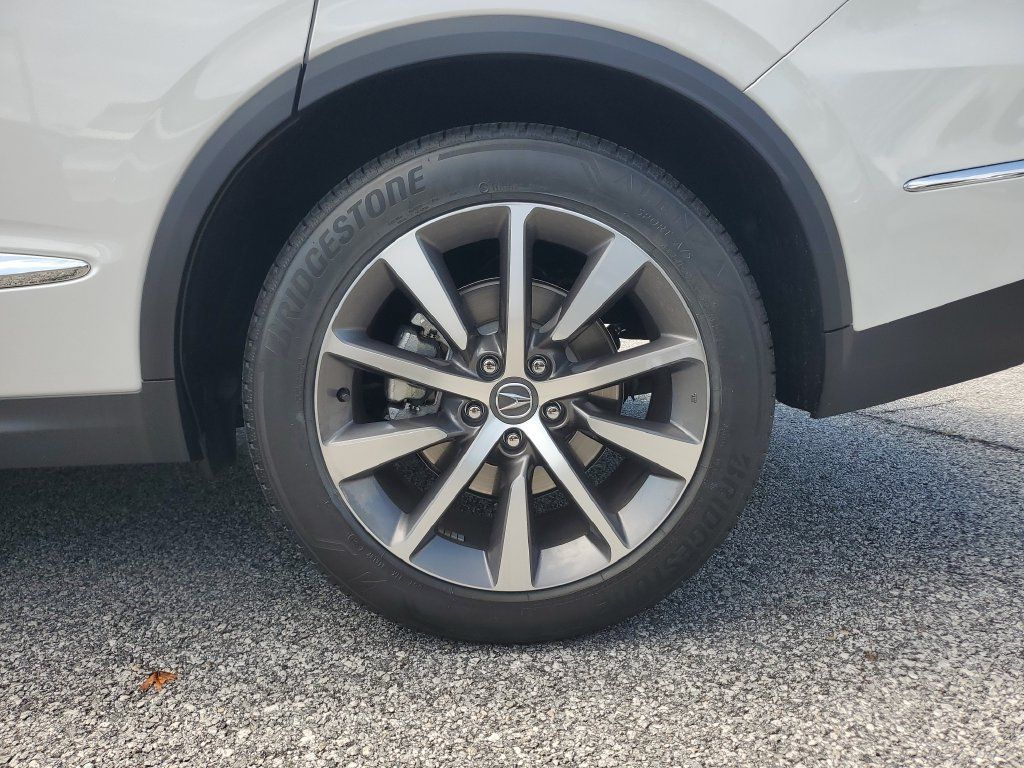 Certified 2025 Acura MDX w/ Technology Package AWD/4WD image 12