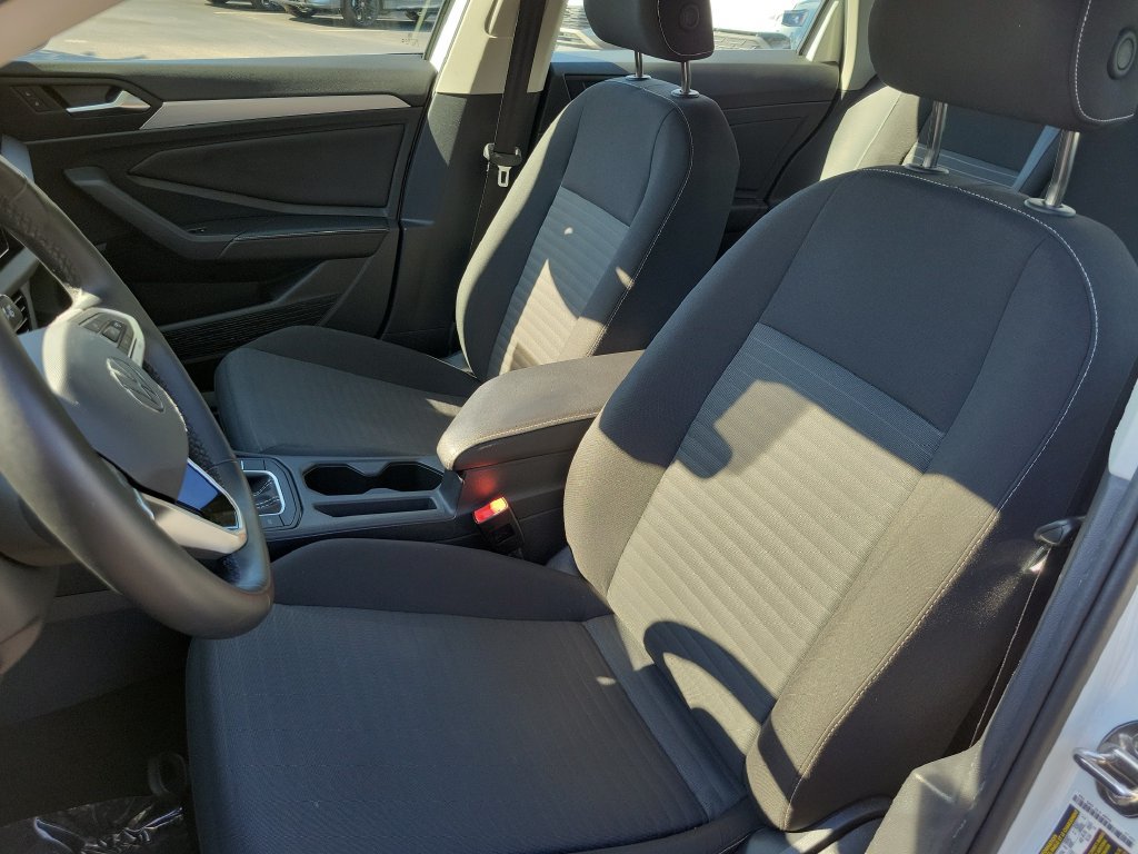 Used 2025 Volkswagen Jetta S FWD image 19