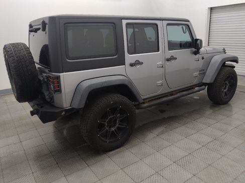 Used 2018 Jeep Wrangler Unlimited Sport AWD/4WD image 10