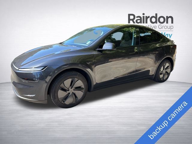 Used 2026 Tesla Model Y 2WD image 3
