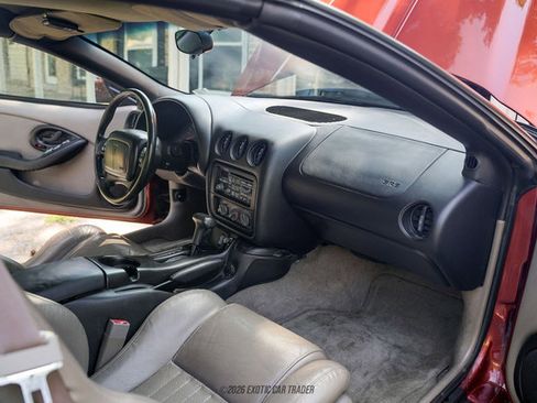 Used 2002 Pontiac Firebird Trans Am RWD image 39