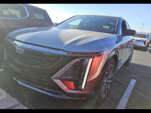 Used 2024 Cadillac Lyriq Sport RWD image 1
