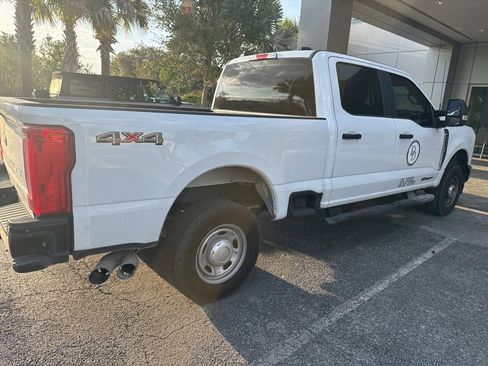 Used 2025 Ford F250 XL image 11