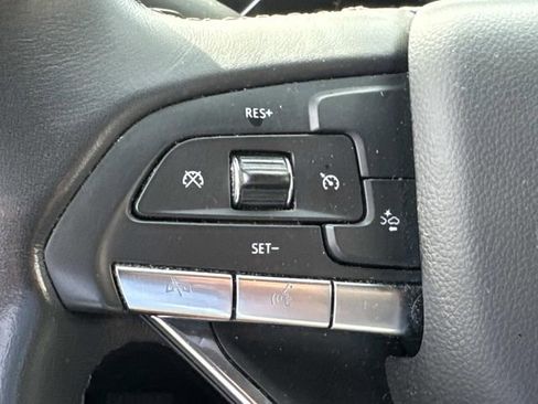Used 2023 Cadillac XT6 Luxury FWD image 28