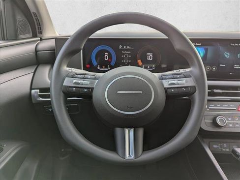 New 2026 Hyundai Tucson SE image 15