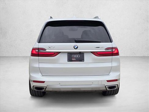 Used 2022 BMW X7 xDrive40i w/ Premium Package image 6