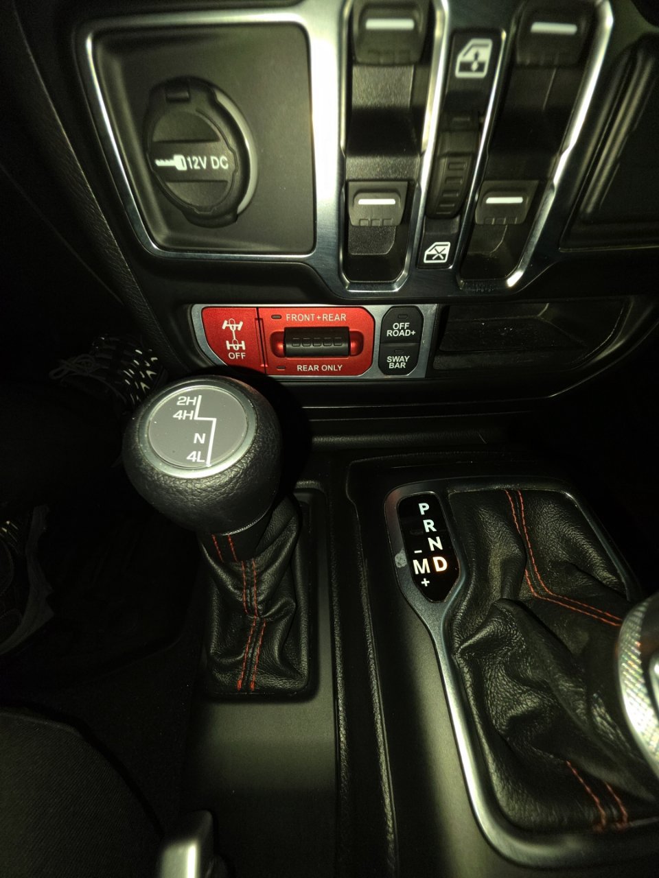 Used 2021 Jeep Wrangler Unlimited Rubicon AWD/4WD image 38