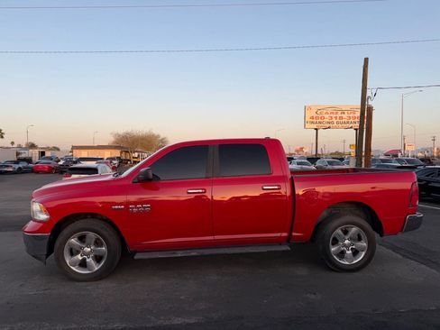 Used 2017 RAM 1500 Classic SLT image 5