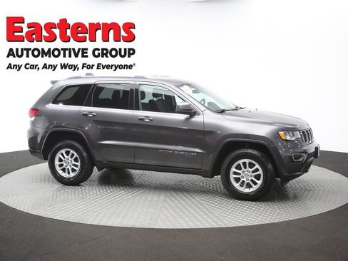 Used 2020 Jeep Grand Cherokee Laredo AWD/4WD image 45