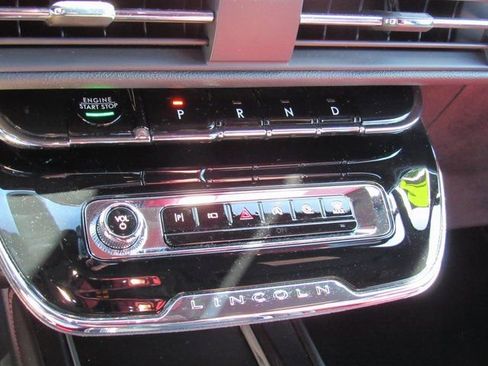 Used 2023 Lincoln Corsair Reserve FWD image 18