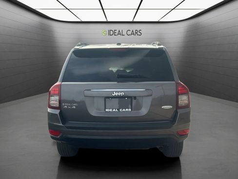 Used 2016 Jeep Compass Latitude AWD/4WD image 6