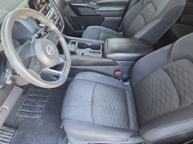 Used 2023 Nissan Pathfinder S FWD image 17
