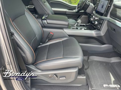 Used 2025 Ford F150 Lariat w/ Equipment Group 502A High AWD/4WD image 18
