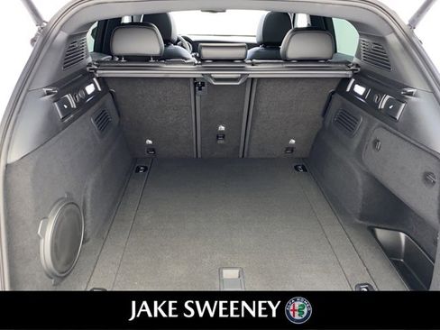 Used 2023 Alfa Romeo Stelvio Ti image 30