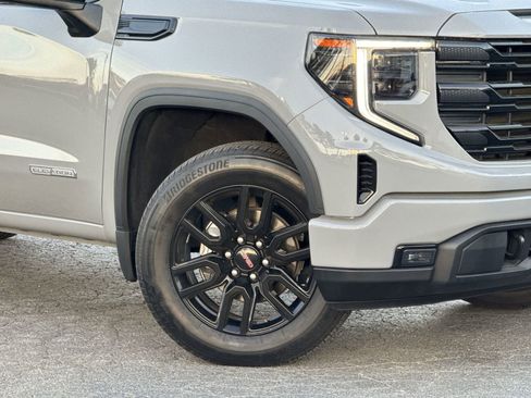 Used 2024 GMC Sierra 1500 Elevation image 13
