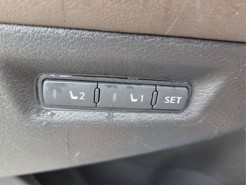 Used 2017 Nissan Murano SL w/ SL Technology Package FWD image 34
