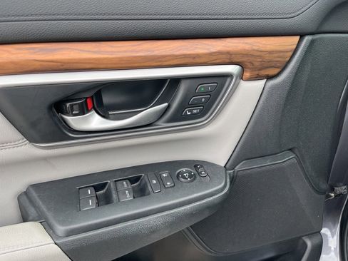 Used 2020 Honda CR-V EX-L image 16