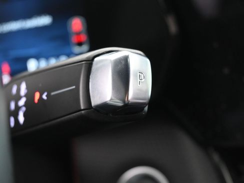 Used 2025 Chevrolet Equinox RS w/ Safety and Technology Package FWD image 19