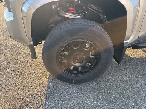 New 2025 Toyota Tacoma SR5 AWD/4WD image 10