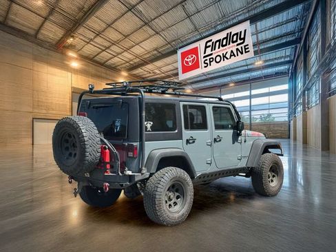 Used 2015 Jeep Wrangler Unlimited Rubicon w/ Connectivity Group AWD/4WD image 4