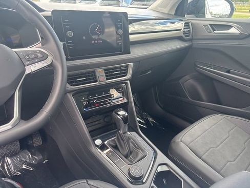 New 2026 Volkswagen Taos SE AWD/4WD image 15