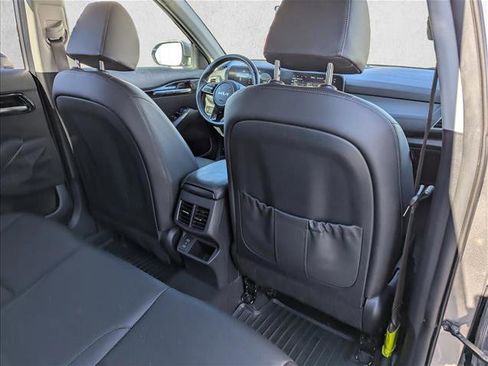 Used 2025 Kia Seltos EX w/ EX Sunroof Package image 30