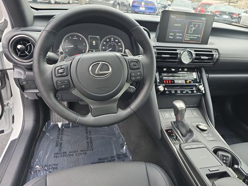 Used 2025 Lexus IS 350 F Sport image 18