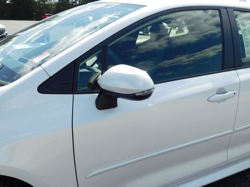 Used 2024 Toyota Corolla XSE FWD image 11
