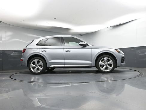 Used 2021 Audi Q5 Prestige AWD/4WD image 31