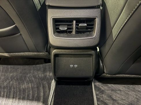 Used 2024 Chevrolet Equinox EV RS image 23