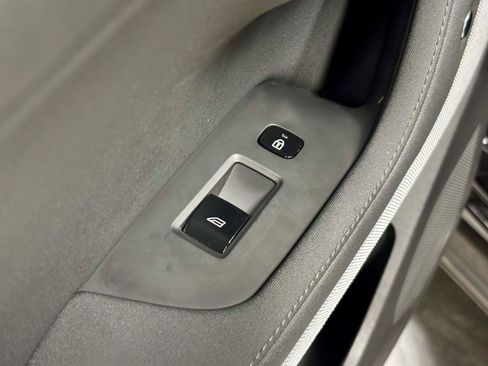 Used 2024 Polestar Polestar 2 RWD image 18