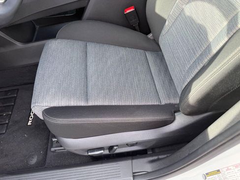 Certified 2023 Nissan Rogue SV image 13