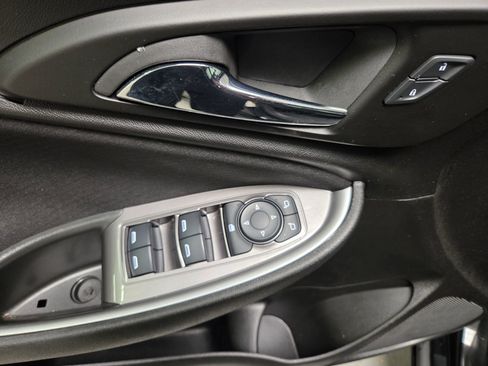 Used 2024 Chevrolet Malibu LS FWD image 15