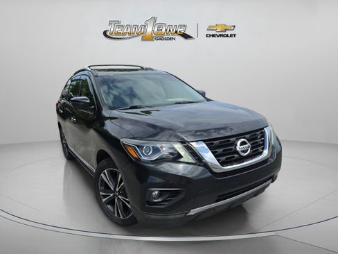 Used 2018 Nissan Pathfinder Platinum AWD/4WD image 1