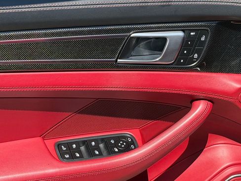 Used 2023 Porsche Panamera 4S w/ Premium Package image 30